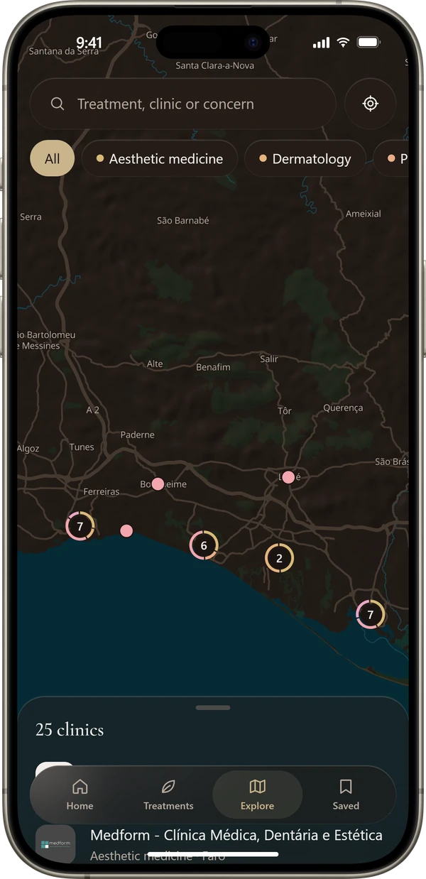 The map of the Algarve with groups of clinics